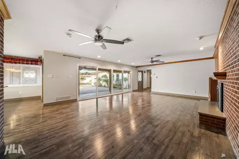 Living - 365 E Mesquite, Yuma, AZ 85364 photo 4 of 5