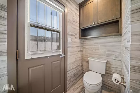 Bath - 365 E Mesquite, Yuma, AZ 85364 photo 3 of 4
