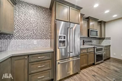 Kitchen - 365 E Mesquite, Yuma, AZ 85364 photo 2 of 3