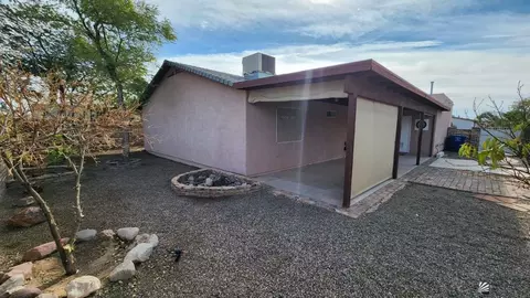 Exterior - 9646 E 35 Pl, Yuma, AZ 85365 photo 6 of 8