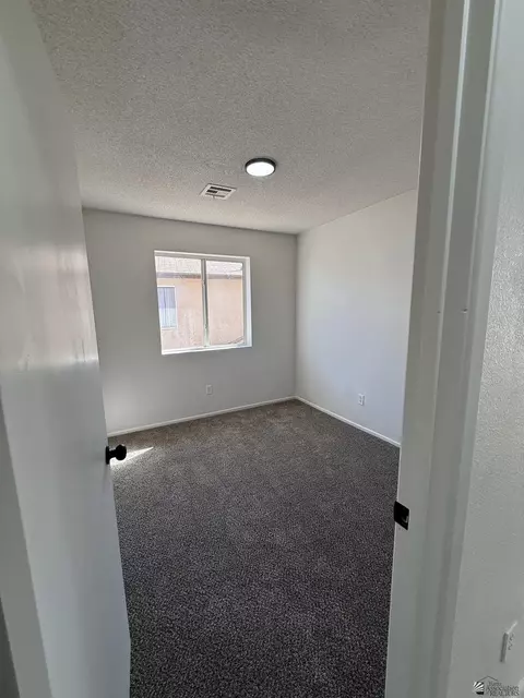 Bedroom - 8913 E 38 Pl, Yuma, AZ 85365 photo 2 of 3