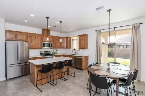 Kitchen - 8407 E 34 Pl, Yuma, AZ 85365 photo 4 of 4