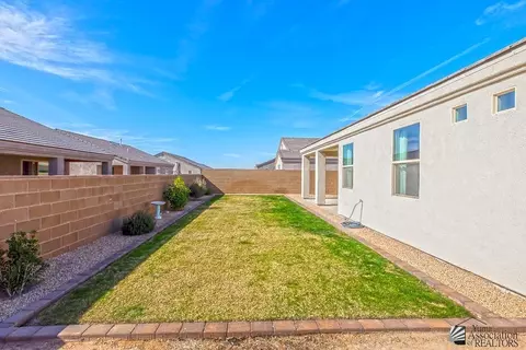 Exterior - 8407 E 34 Pl, Yuma, AZ 85365 photo 4 of 8
