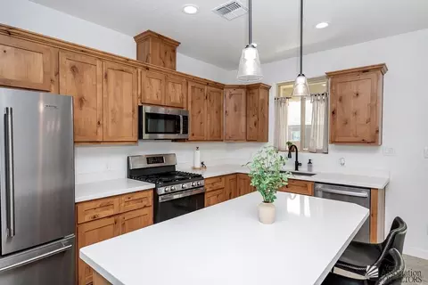 Kitchen - 8407 E 34 Pl, Yuma, AZ 85365 photo 2 of 4