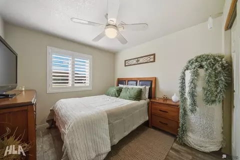 Bedroom - 11486 E 27 Pl, Yuma, AZ 85367 photo 2 of 5