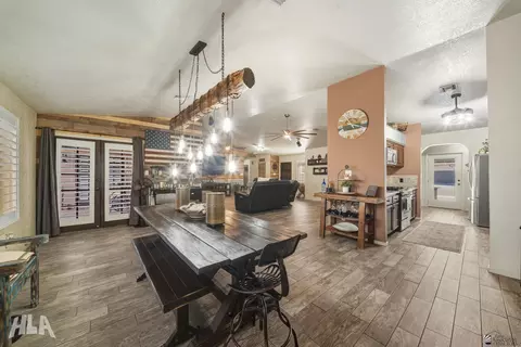 Dining - 11486 E 27 Pl, Yuma, AZ 85367 photo 2 of 3