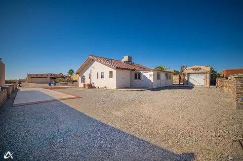 Exterior - 13410 E 55 Ln, Yuma, AZ 85367 photo 3 of 6