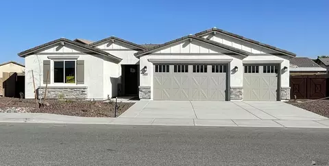 3625 S Santana Dr, Yuma, AZ 85365