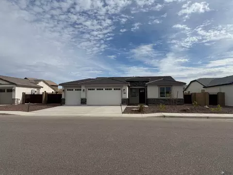 3637 S Santana Dr, Yuma, AZ 85365