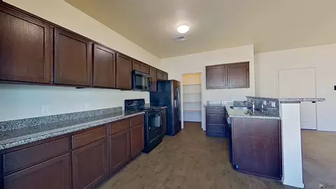 Kitchen - 4344 S Cedar Ave, Yuma, AZ 85365 photo 3 of 5