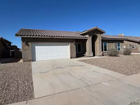 Exterior - 4344 S Cedar Ave, Yuma, AZ 85365 photo 2 of 3