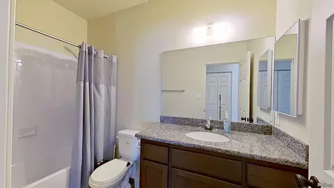 Bath - 4344 S Cedar Ave, Yuma, AZ 85365 photo 1 of 4
