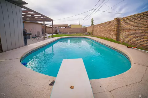 Exterior - 1356 E 23 St, Yuma, AZ 85364 photo 10 of 10