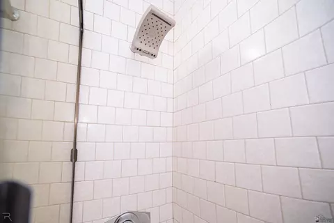 Bath - 1356 E 23 St, Yuma, AZ 85364 photo 4 of 4