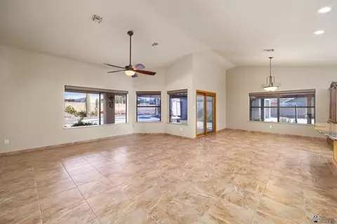 13268 E 36 Pl, Yuma, AZ 85367 photo 6