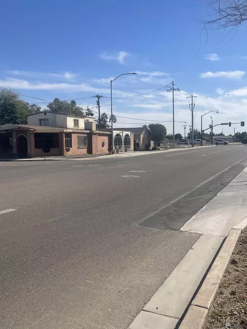 843 W Spring St, Somerton, AZ 85350