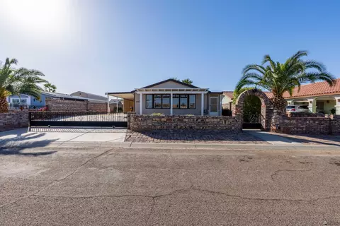 13621 E 55 Dr, Yuma, AZ 85367 photo 2