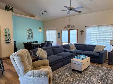 Living - 14420 E 28 Ln, Yuma, AZ 85367 photo 3 of 3