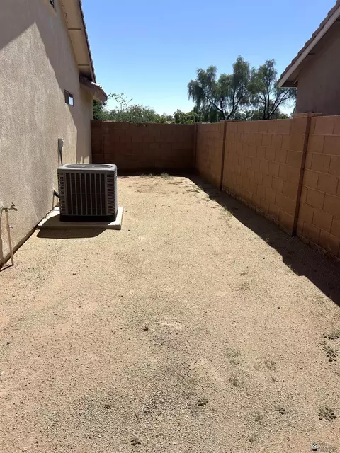 Exterior - 7694 E 26 Pl, Yuma, AZ 85365 photo 8 of 12