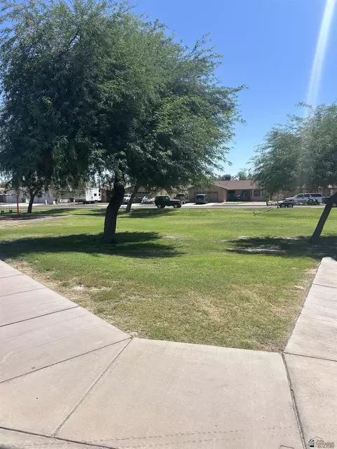 Exterior - 7694 E 26 Pl, Yuma, AZ 85365 photo 10 of 12