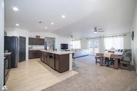 7634 E 43 Ln, Yuma, AZ 85365 photo 5