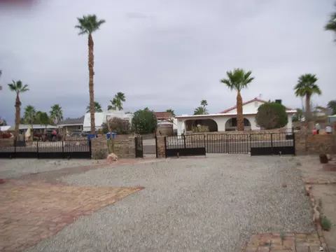 Exterior - 13351 E 50 Dr, Yuma, AZ 85367 photo 4 of 10