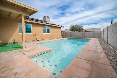 Exterior - 7761 E 41 Rd, Yuma, AZ 85365 photo 3 of 12