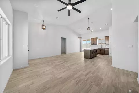 Living - 10570 E 46 Pl, Yuma, AZ 85367 photo 1 of 2