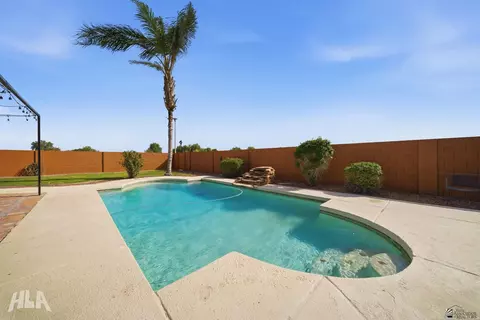 Exterior - 5051 E 37 St, Yuma, AZ 85365 photo 5 of 8
