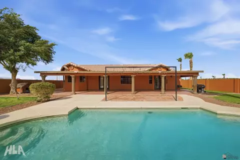 Exterior - 5051 E 37 St, Yuma, AZ 85365 photo 7 of 8