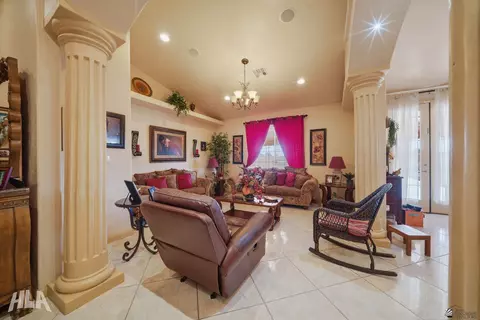 Living - 5051 E 37 St, Yuma, AZ 85365 photo 3 of 3