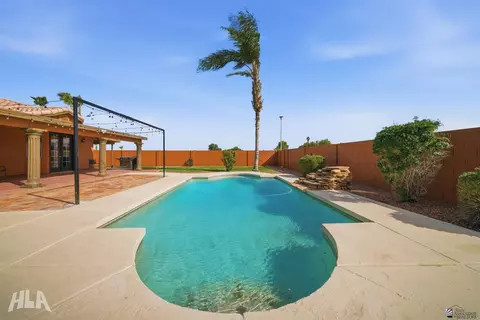 Exterior - 5051 E 37 St, Yuma, AZ 85365 photo 6 of 8