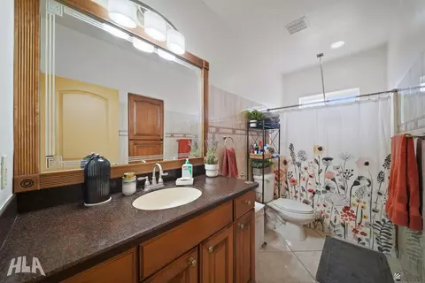 Bath - 5051 E 37 St, Yuma, AZ 85365 photo 1 of 5