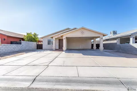 1971 E Rolish St, San Luis, AZ 85336