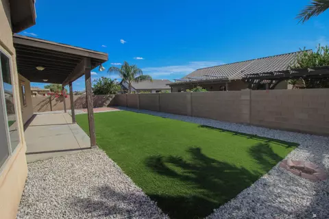 Exterior - 263 E 13 St, Somerton, AZ 85350 photo 8 of 9
