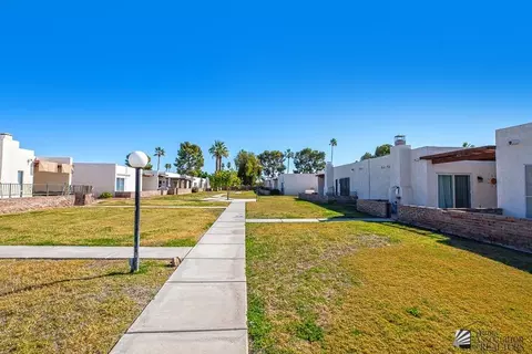 Exterior - 1430 E Pebble Beach Dr, Yuma, AZ 85365 photo 6 of 10