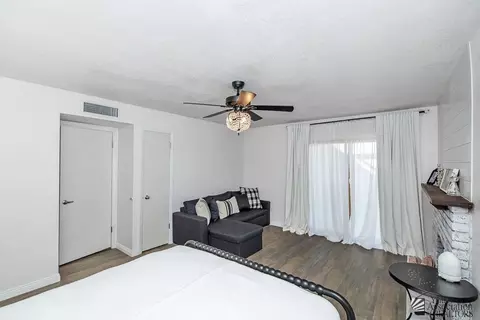 Bedroom - 1430 E Pebble Beach Dr, Yuma, AZ 85365 photo 2 of 4