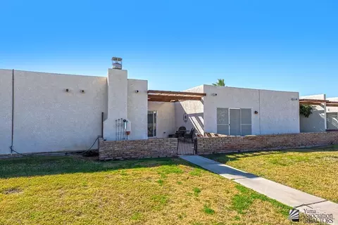 Exterior - 1430 E Pebble Beach Dr, Yuma, AZ 85365 photo 3 of 10