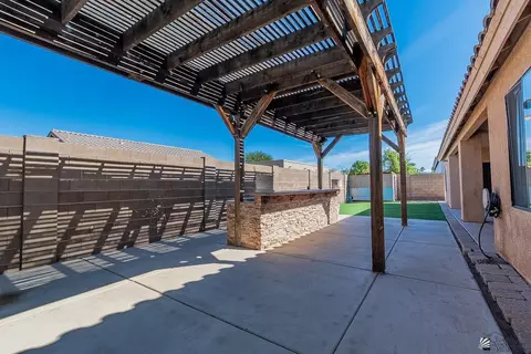 Exterior - 12170 E 33 Pl, Yuma, AZ 85367 photo 5 of 7