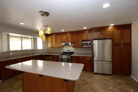 Kitchen - 7244 E 24 Ln, Yuma, AZ 85365 photo 1 of 5