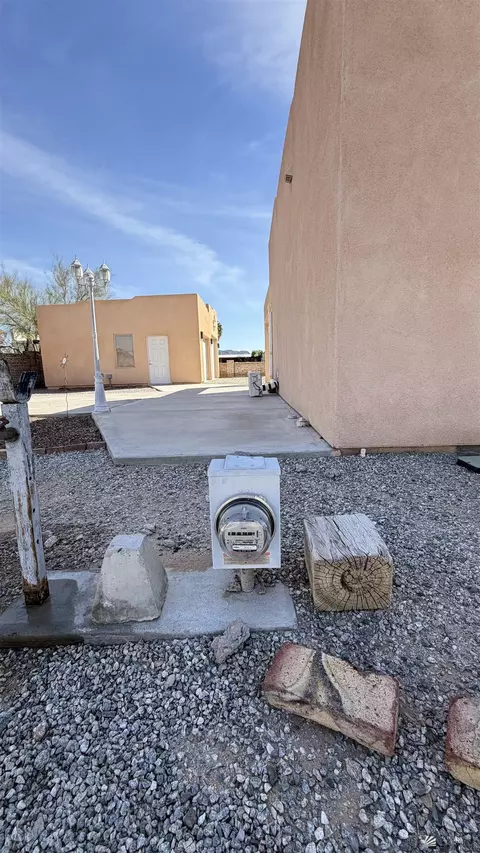 12748 E 34 Pl, Yuma, AZ 85367 photo 11