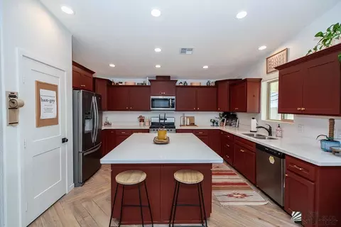 Kitchen - 11671 E 33 Way, Yuma, AZ 85367 photo 1 of 6