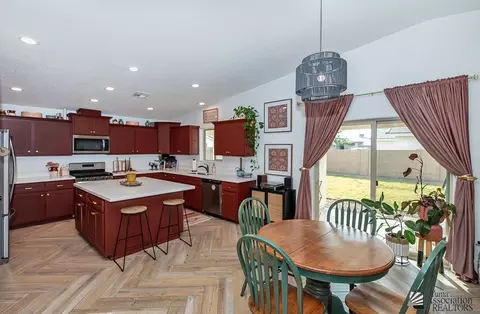 Kitchen - 11671 E 33 Way, Yuma, AZ 85367 photo 6 of 6