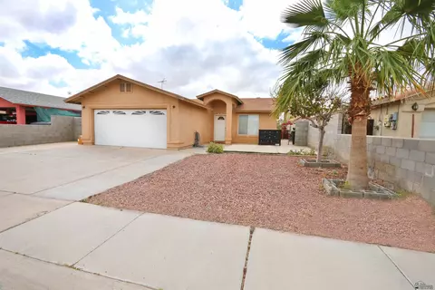 1143 E Liberty St, San Luis, AZ 85349