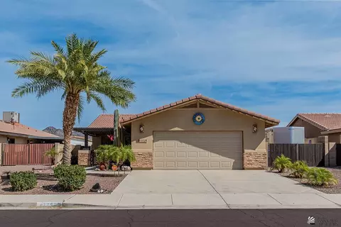 12529 S Driftwood Dr, Yuma, AZ 85367