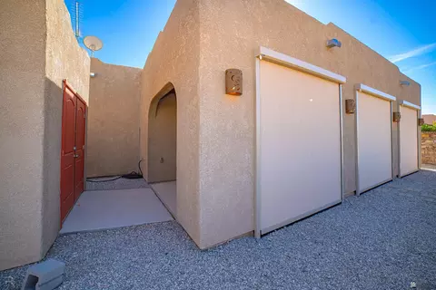 Exterior - 14580 E 49 St, Yuma, AZ 85367 photo 9 of 11