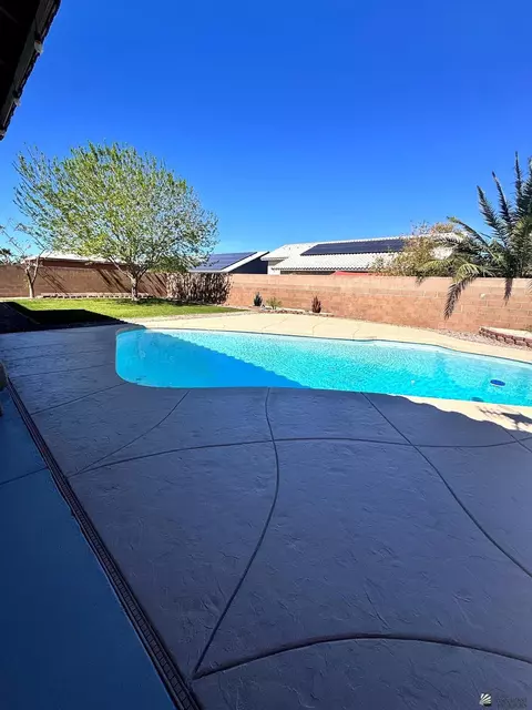 Exterior - 10714 E 38 Ln, Yuma, AZ 85365 photo 5 of 7