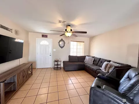 Living - 9588 E 38 Ln, Yuma, AZ 85365 photo 1 of 3