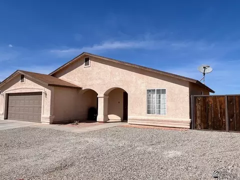 Exterior - 9588 E 38 Ln, Yuma, AZ 85365 photo 10 of 10