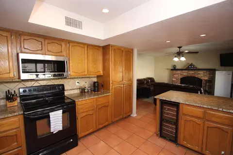 2202 E 27 Way, Yuma, AZ 85365 photo 16